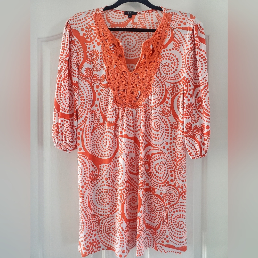 Coral & white tunic 3/4 sleeve